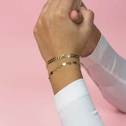 Goudkleurige armband met hartjes