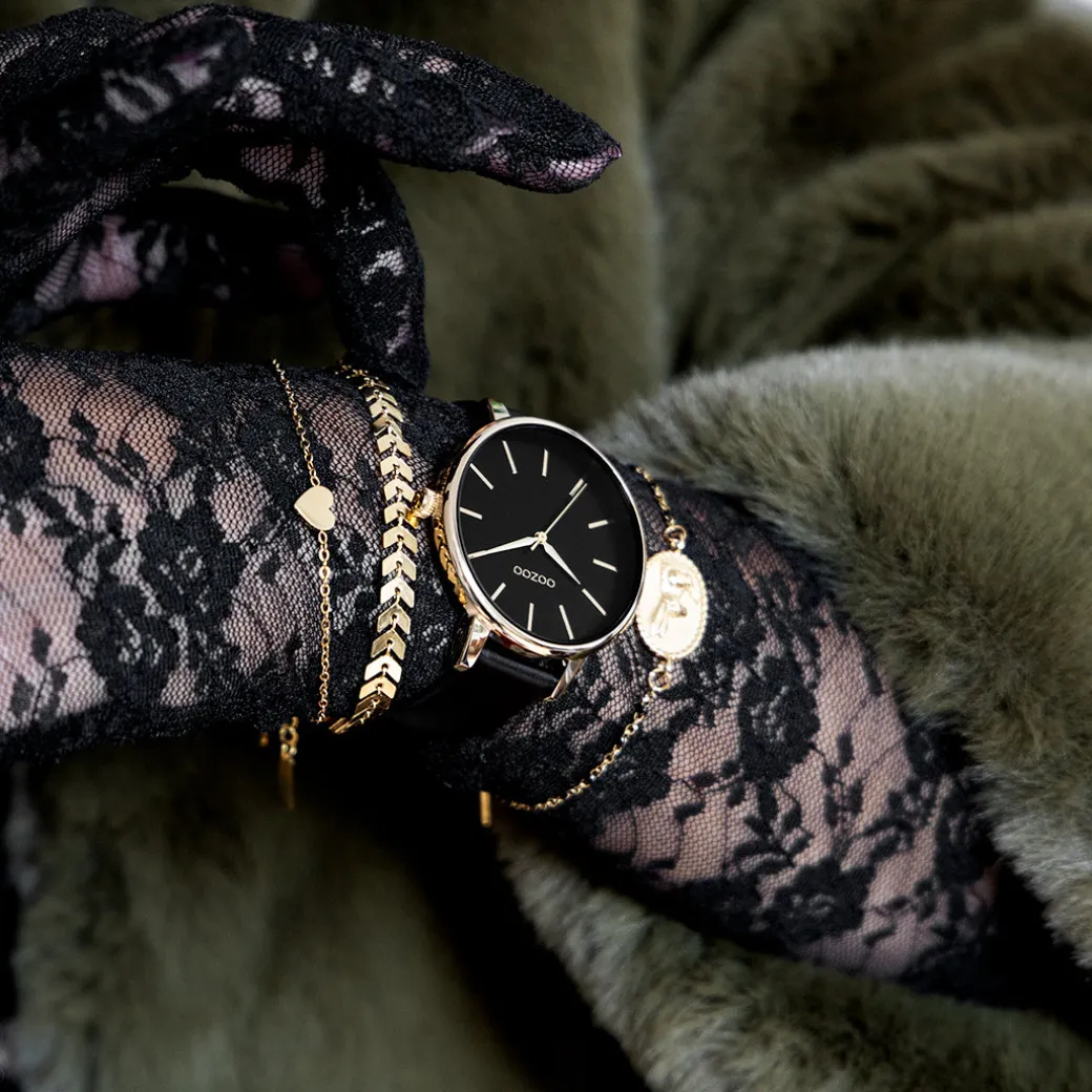 Goudkleurige armband met een hart