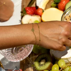 Goudkleurige armband met een hart