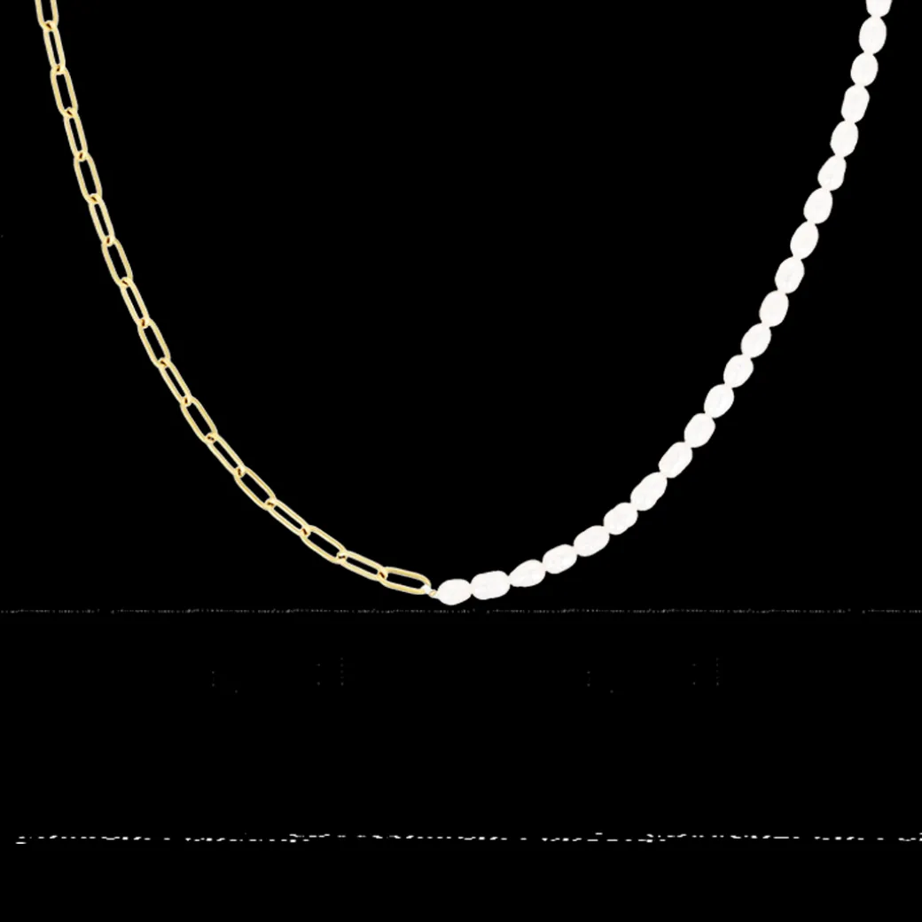 Goudkleurige ketting met parels