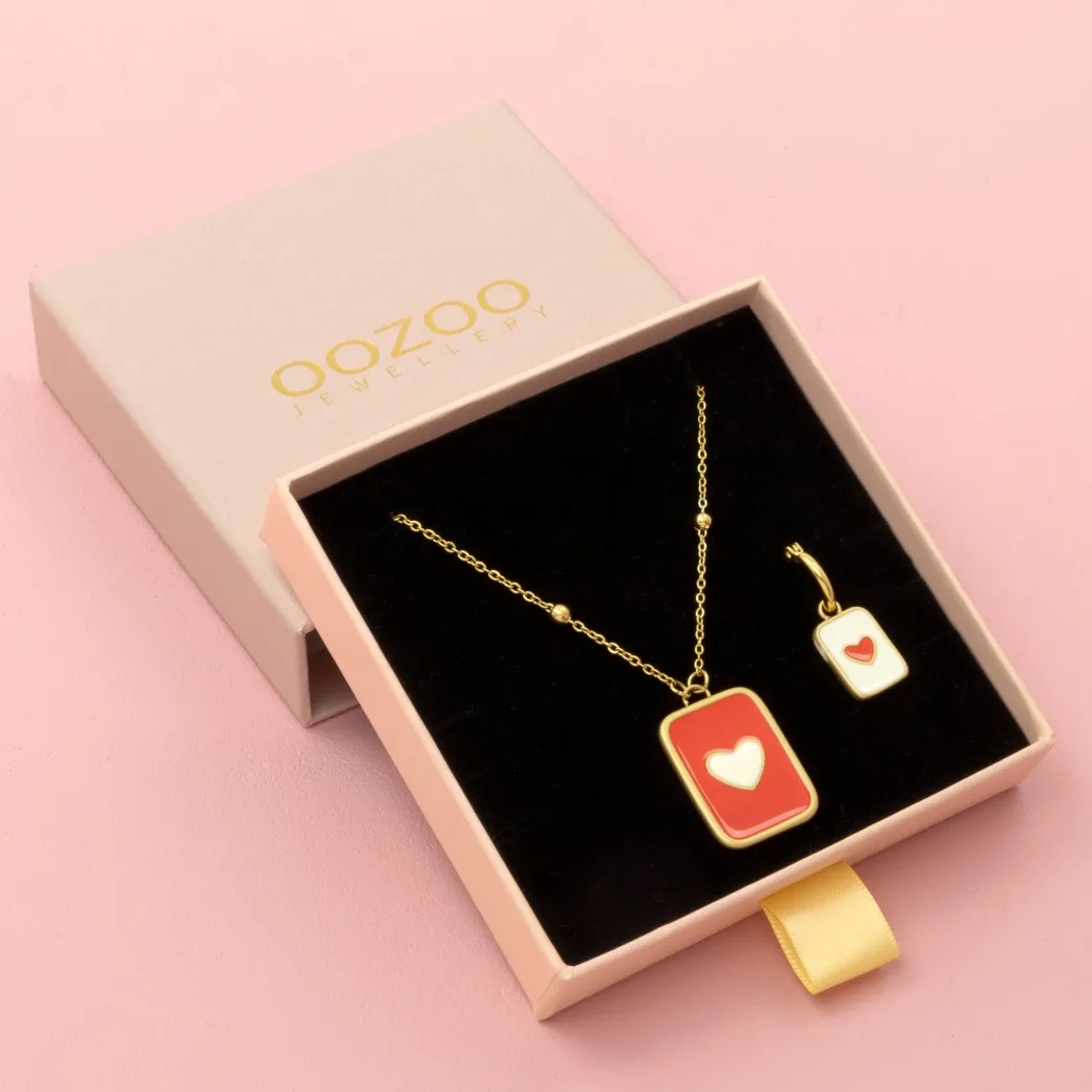 Goudkleurige oorbel + ketting set met L-O-V-E & een hart