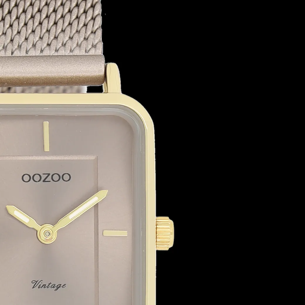 Goudkleurige OOZOO horloge met taupe metalen mesh armband - C20384