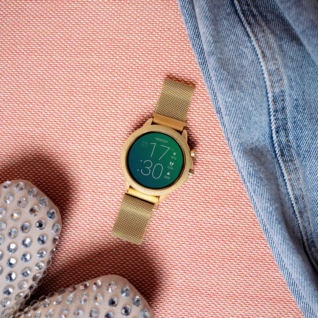 Goudkleurige OOZOO smartwatch met goudkleurige metalen mesh armband - Q00306