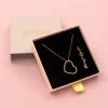 Rosé goud kleurige oorbel + ketting set met L-O-V-E