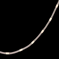 Rosé kleurige ketting met klassiek detail
