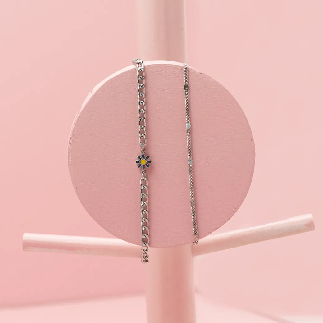 Zilverkleurige armband met klassiek detail