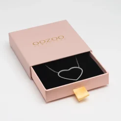 Zilverkleurige ketting met groot hart