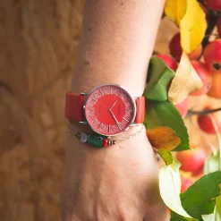 Zilverkleurige OOZOO horloge met rode leren band - C20129