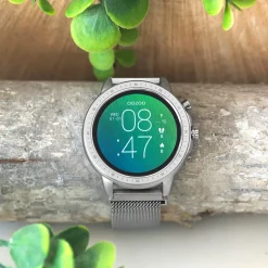 Zilverkleurige OOZOO smartwatch met zilverkleurige metalen mesh armband - Q00305