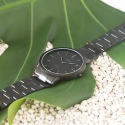 Zwarte OOZOO horloge met roestvrijstalen armband - C20025